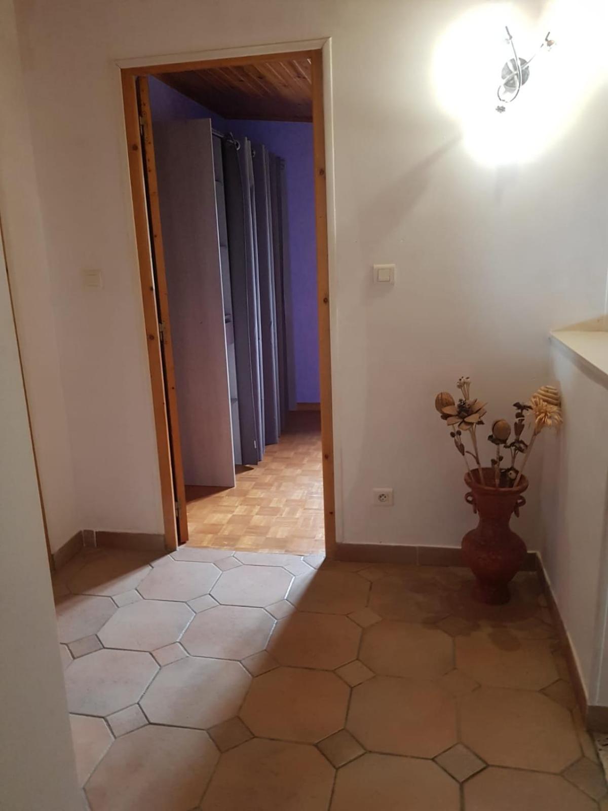 Maison Dans Un Village Calme Carla-de-Roquefort Exteriör bild
